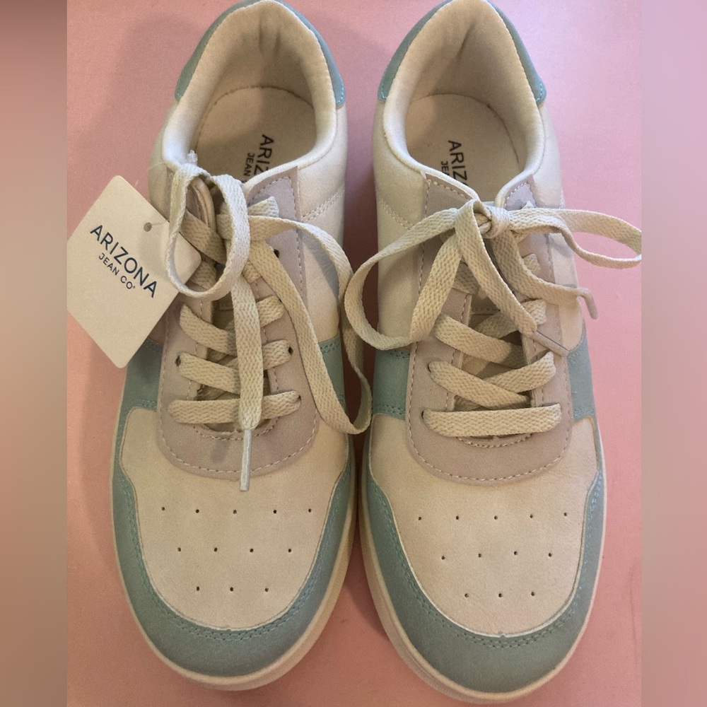 Arizona Jean co shoes teal and white womens 7.5 shoes new unworn with tags! Cute